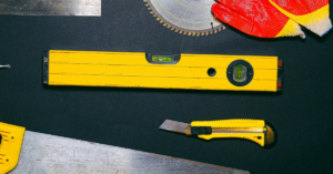 Level and utility knife